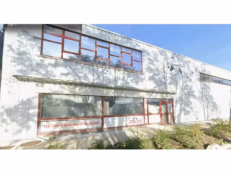 local commercial a louer