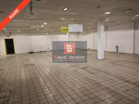 local commercial a louer