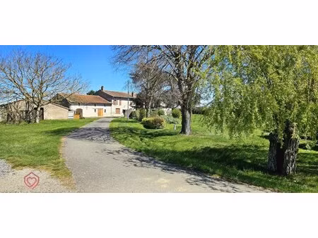 corps de ferme proche de saverdun