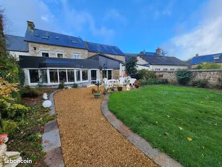 maison 10 pièces 200 m²