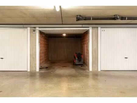 garagebox te koop in assebroek