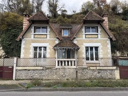 maison de 90 m² à lussault-sur-loire