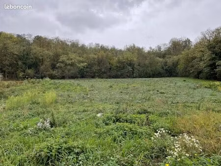 terrain 1 150 m² fleurieu sur saone