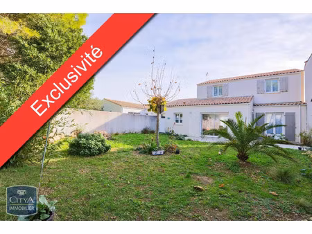 maison à vendre 5 pièces 111 m² - angoulins (17) - 411 000€