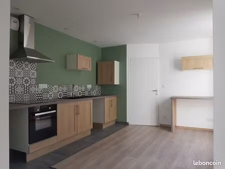 appartement t4 centre bourg candé