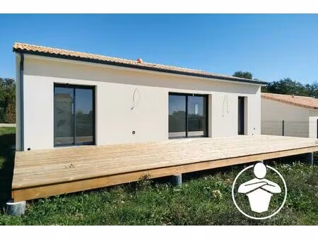 vente maison 5 pièces 104 m2 à frespech