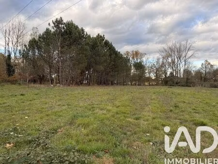 vente terrain 6469 m² ménesplet (24700)