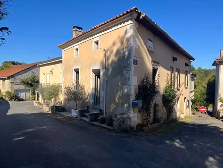 vente maison 4 pièces 80 m² la chapelle-montmoreau (24300)