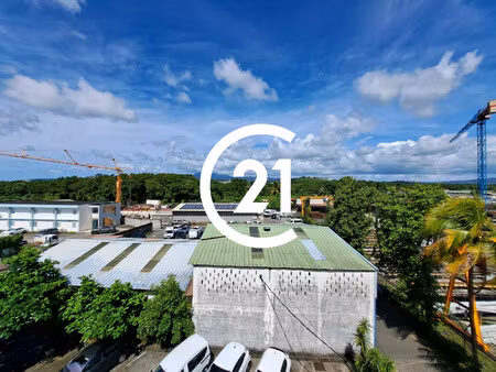 le lamentin - zi lézarde - bureau comme neuf de 85 m²