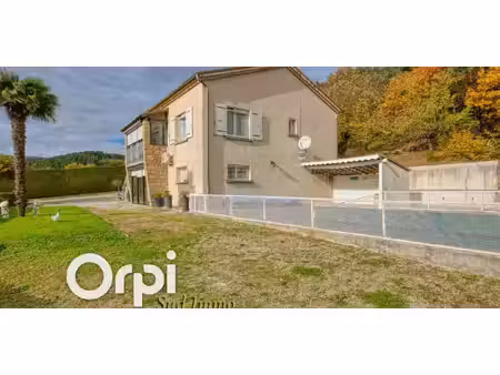 maison avec piscine et terrasse pranles (07)