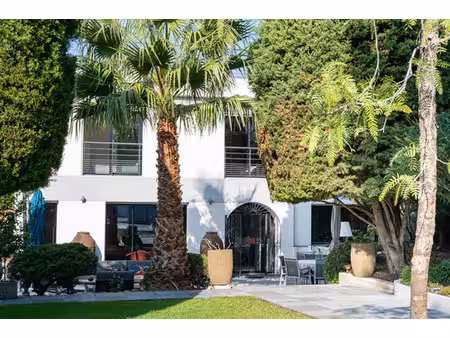 vente maison marseille 7eme (13007) - - surface privée