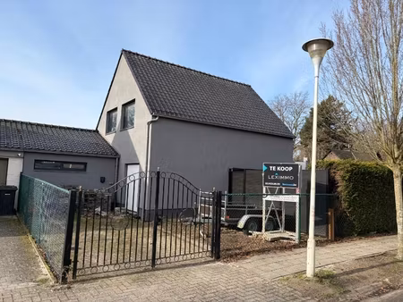 huis te koop in reet met 4 slaapkamers