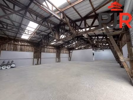 local d'activités à louer