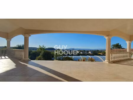 maison d'exception + 7 000 m² de terrain constructible et facilement détachable avec vue i