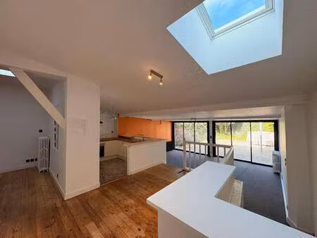 location maison à angers centre (49000) : à louer / 168m² angers centre