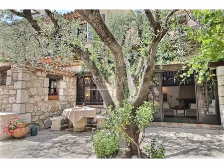 vente maison 4 pièces 101 m² à saint-jeannet (06640)  450 000 €