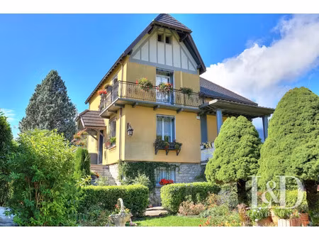 vente maison 8 pièces 212 m² à chambery (73000)  650 000 €