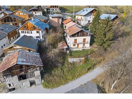 grange à rénover avec deux terrains constructibles