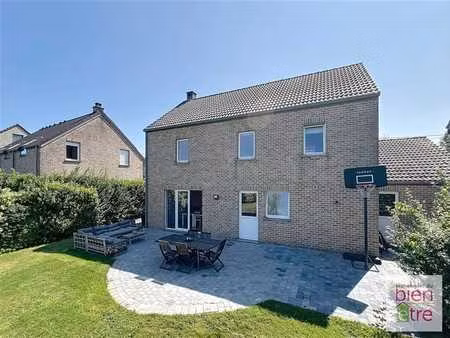 splendide villa 5 ch avec garage et jardin