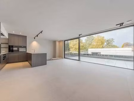 appartement à louer à belsele € 1.600 (lha5w) | zimmo