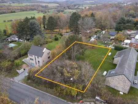 terrain à bâtir avec permis pour deux constructions !