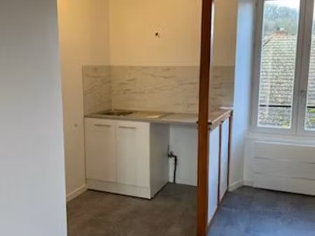 f2 a louer sur avenay val d'or