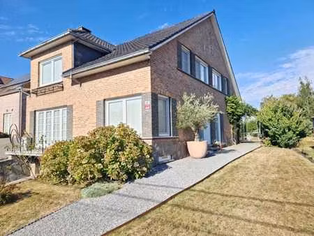 spacieuse villa de standing - possib.prof.libérale