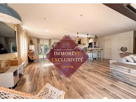 maison 6 pièces 141 m²