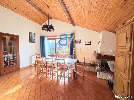 chalet 4 pièces 105 m²