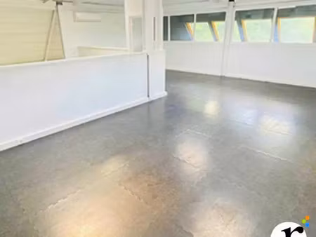 a louer : 235 m² de bureaux à wasquehal