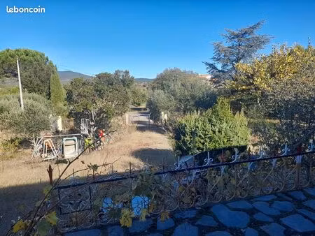 villa indépendante 3 chambres saint-chinian avec beau terrain