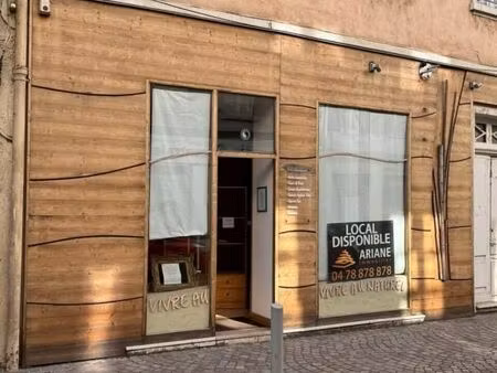 local commercial 31 m²