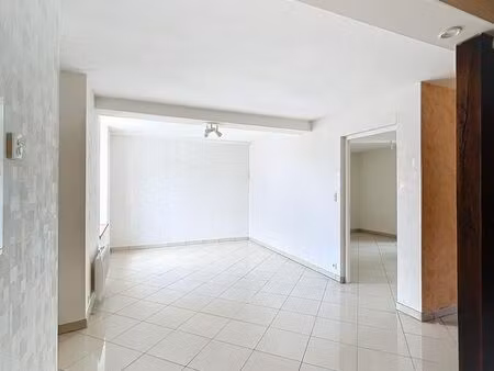 appartement f4 à louer - 5 pièces - 78 20 m2 - bar sur aube - 10 - champagne-ardenne