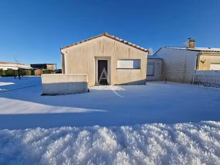 vente maison à brem-sur-mer (85470) : à vendre / 85m² brem-sur-mer