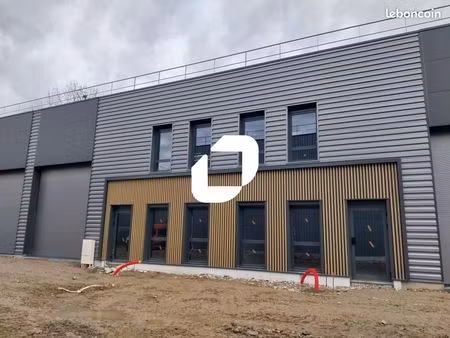 local d'activité 269 m²