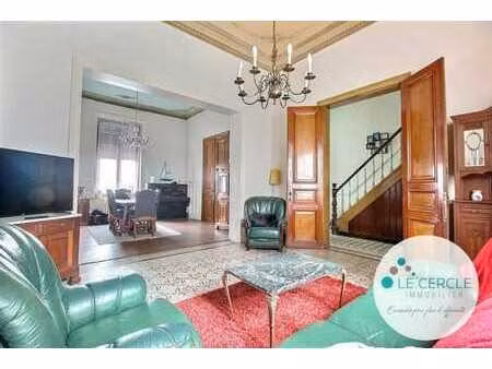 spacieuse maison de maître