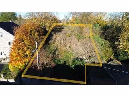 ? magnifique terrain à wasmes