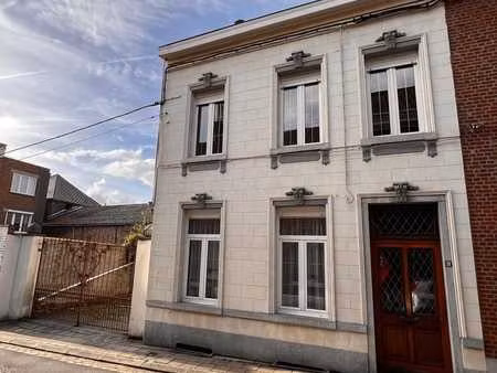 maison 3 faç - peb d - terrasse-jardin-garages