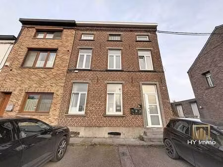 !! offre acceptee !! immeuble de rapport de +/- 240 m² avec