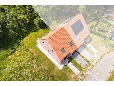 gros œuvre couvert-fermé 3 faç. de 3ch avec jardin et garage