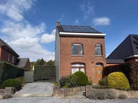 belle maison avec jardin