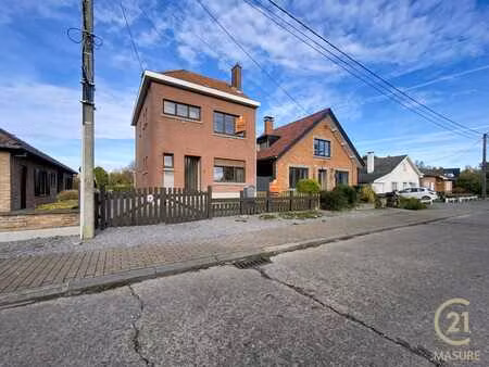 vendu!!! villa 3 chambres à naast