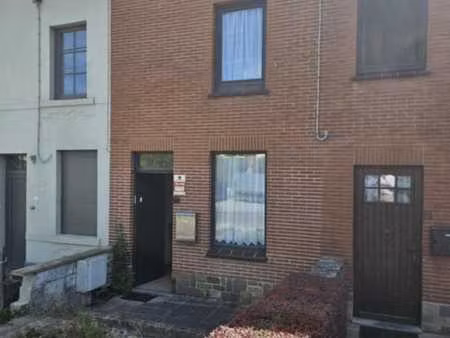 maison d'habitation avec 2 chambres  jardin et garage