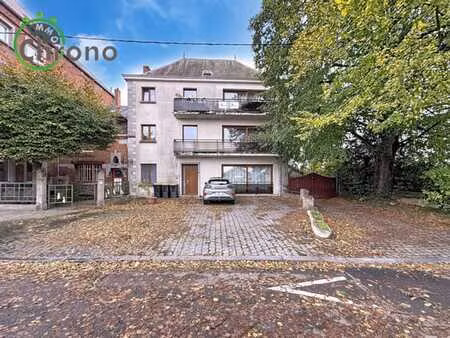 bel appartement 2 chambres avec terrasse