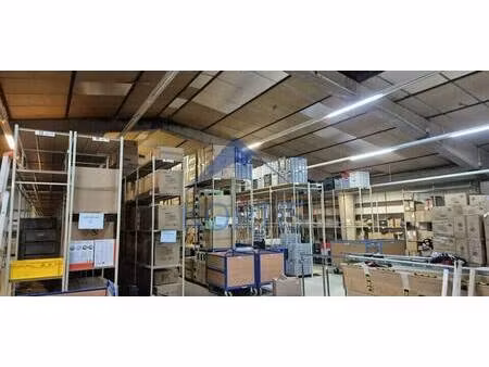 local d'activités à vendre