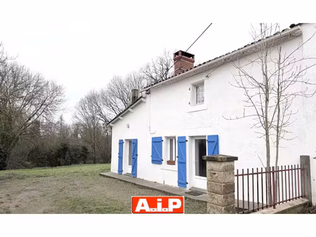 vente maison 5 pièces 100 m² saint-maurice-le-girard (85390)