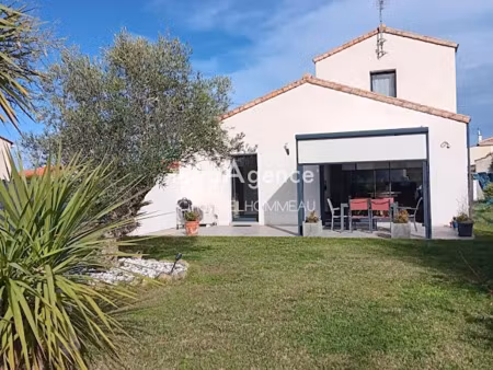 vente maison 4 pièces 96 m² à olonne-sur-mer (85340)  376 000 €