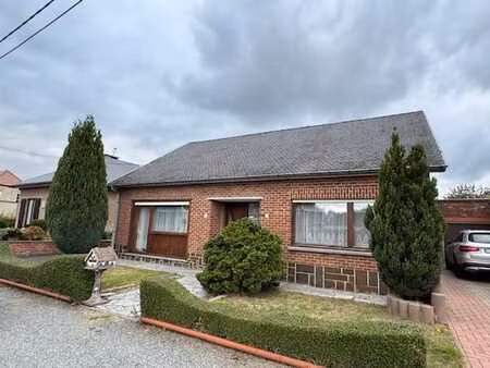 maison à rénover - 3 chambres - garage - jardin