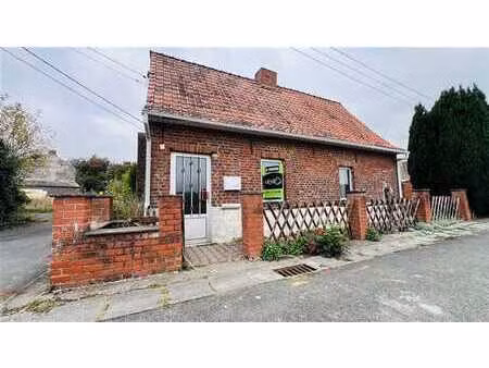 à vendre – maison de plain-pied à rénover à esplechin.