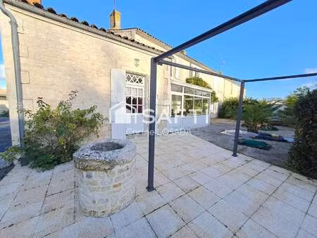 vente maison aux magnils-reigniers (85400) : à vendre / 176m² les magnils-reigniers